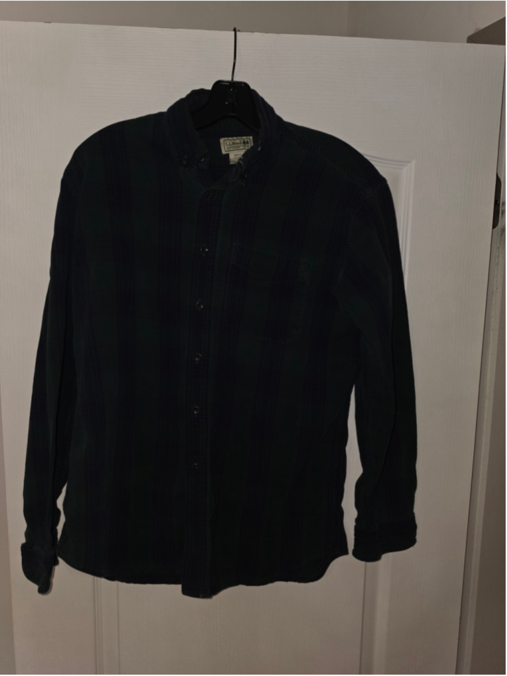 Men's L.L.Bean Casual Button Down Shirt Medium Green Black Plaid
